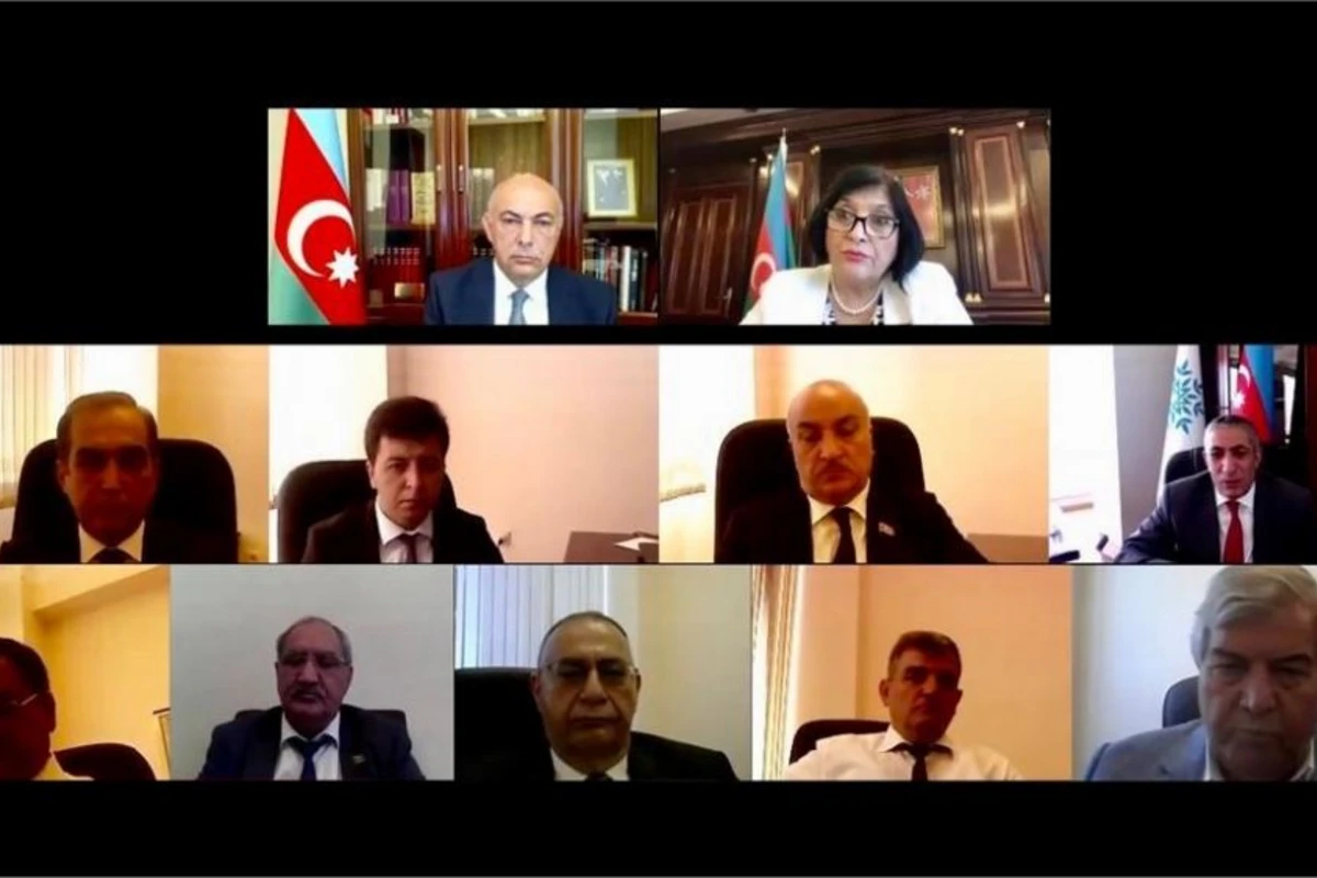 Siyasi partiyalar arasında geniş müzakirələrin aparılması üçün görüş keçirilib Siyasi partiyalar arasında geniş müzakirələrin aparılması üçün görüş keçirilib