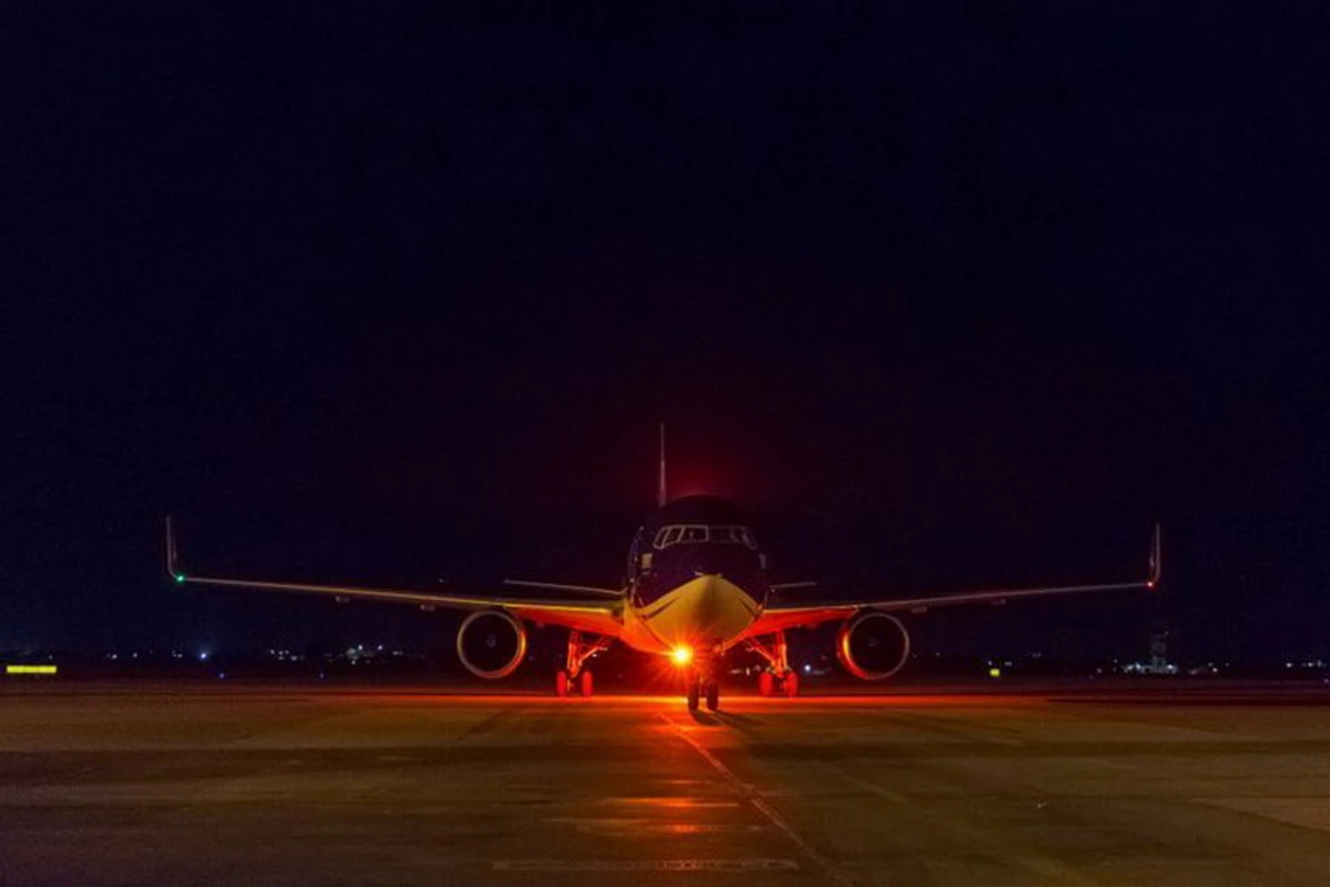AZAL выполнил чартерный рейс из Киева - ФОТО
