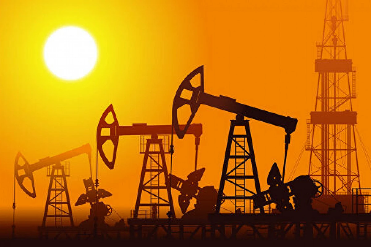 Нефть марки Azeri Light подешевела