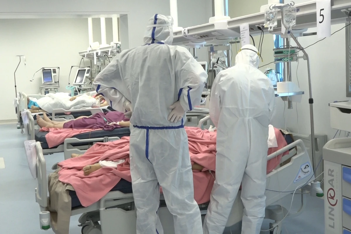 Koronavirus xəstələrinin evdə müalicəsi belə aparılır - VİDEO