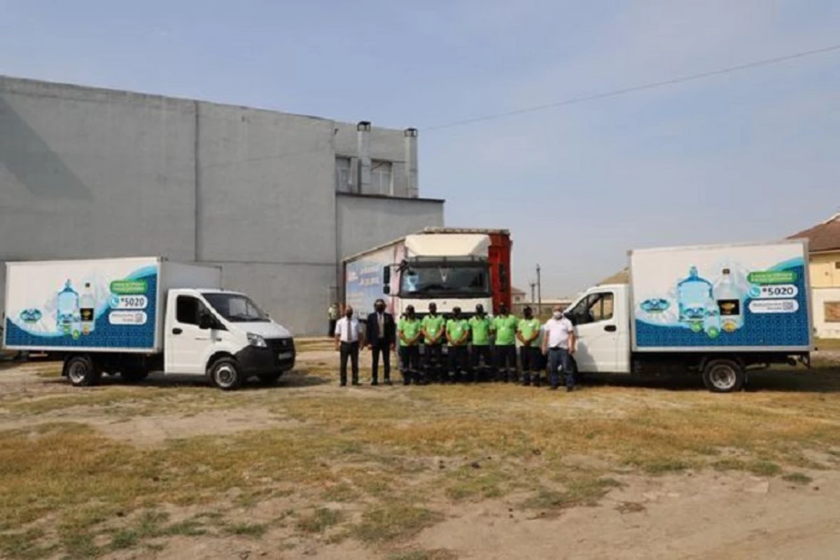 “Şirin Su” Neftçala sakinlərinə pulsuz içməli su payladı - FOTO