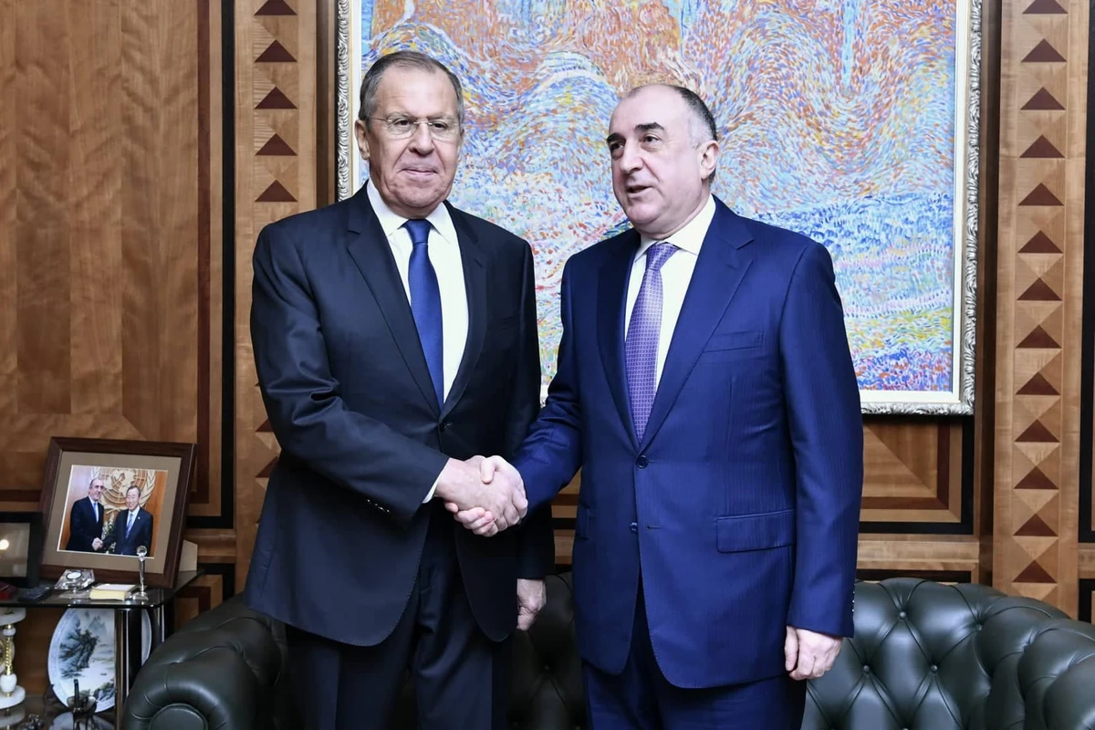 Elmar Məmmədyarovla Sergey Lavrov telefon danışığı aparıb Elmar Məmmədyarovla Sergey Lavrov telefon danışığı aparıb