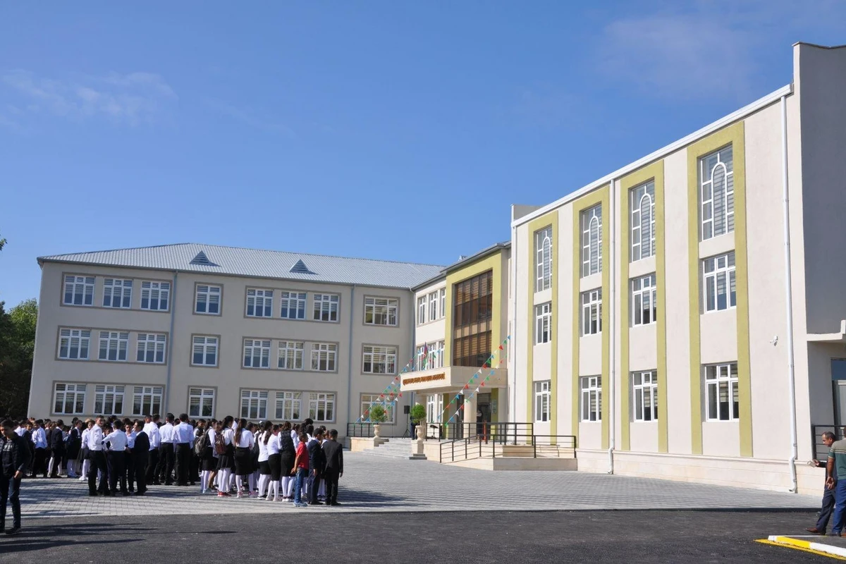 İlin sonuna 102 məktəb binası istifadəyə veriləcək