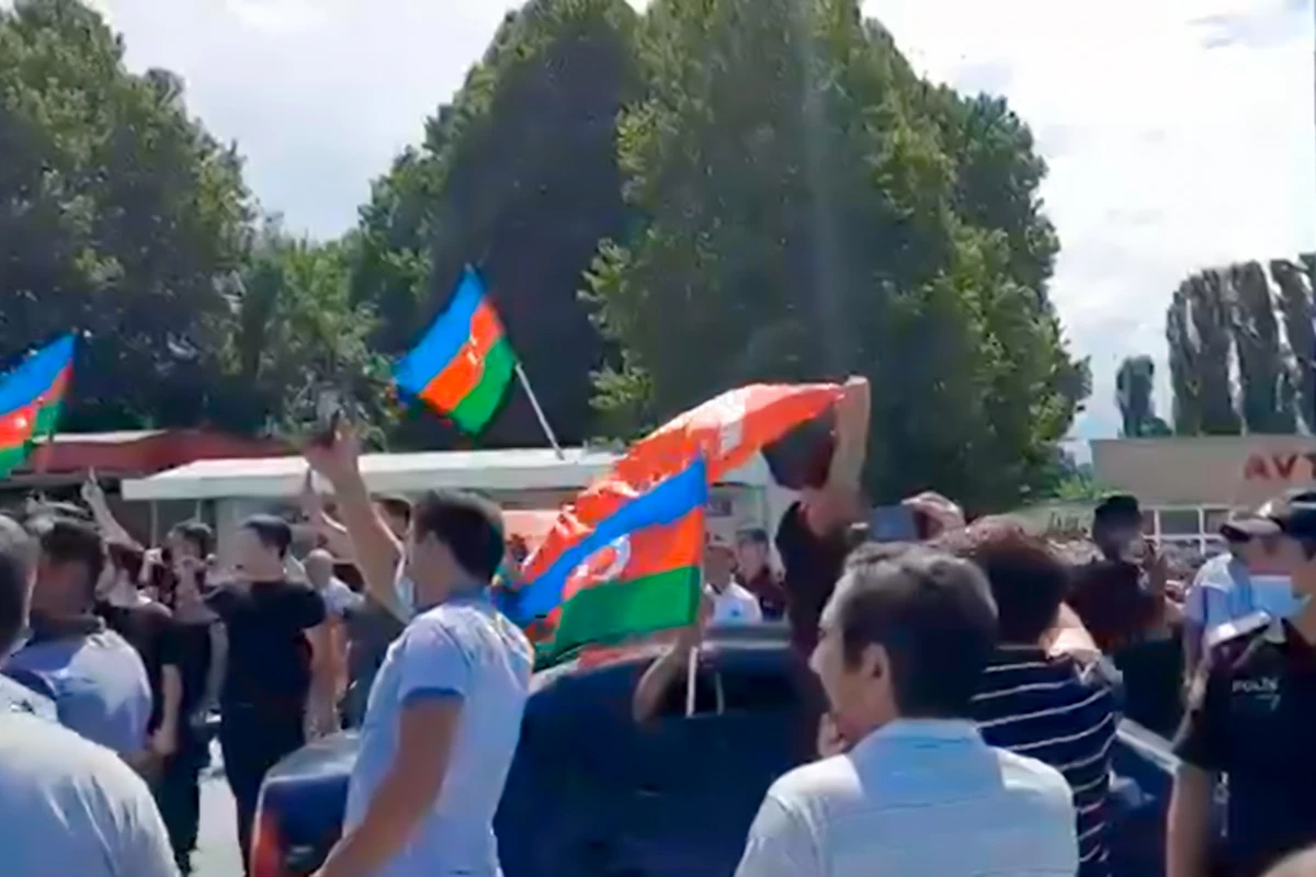 Азербайджан прощается с шехидом Намигом Ахмедовым - ВИДЕО