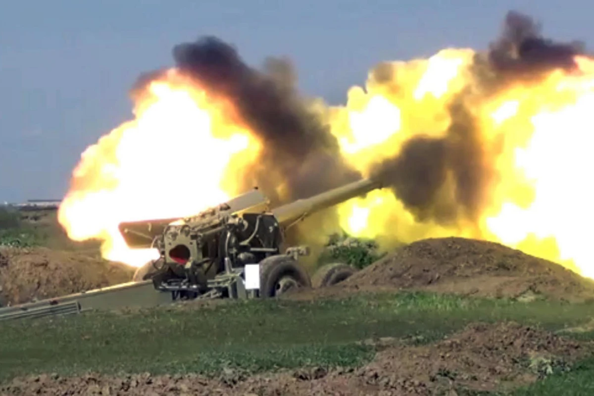 Ermənistan Qazaxın kəndini artilleriyadan atəşə tutdu Ermənistan Qazaxın kəndini artilleriyadan atəşə tutdu