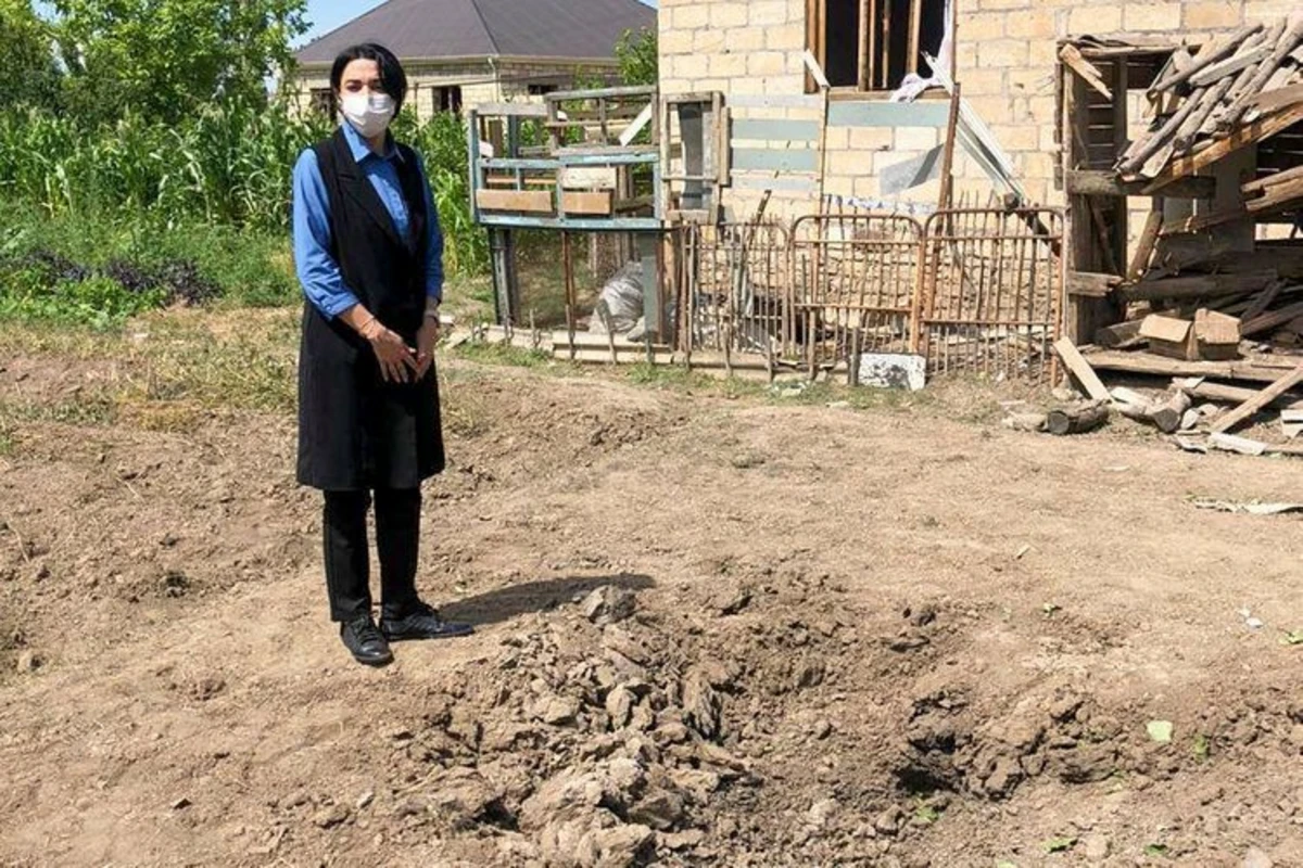 Ombudsman cəbhə bölgəsinə gedib - FOTO