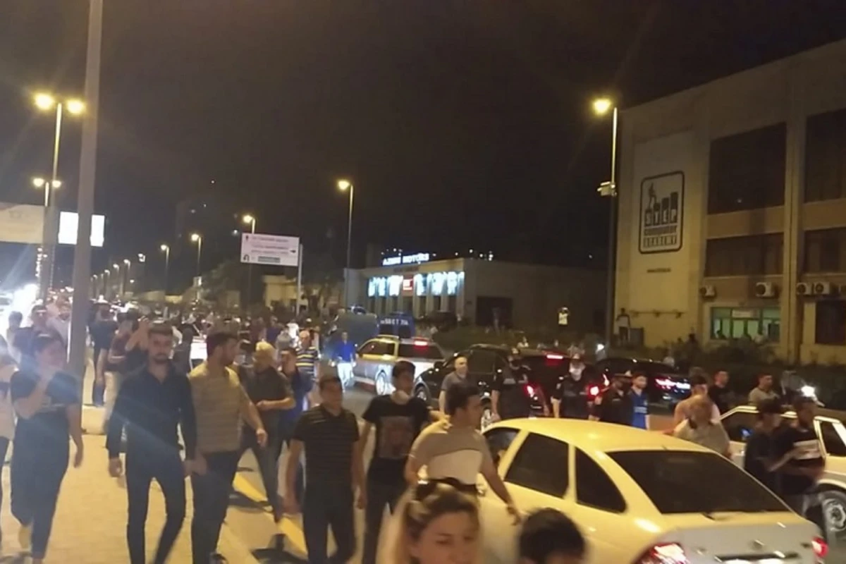 DİN əhaliyə müraciət etdi: “İnanırıq ki, bu müraciəti anlayışla qarşılayaraq...” DİN əhaliyə müraciət etdi: “İnanırıq ki, bu müraciəti anlayışla qarşılayaraq...”