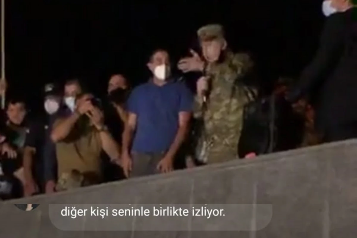 SON DƏQİQƏ: Milli Məclisin qarşısında əsgərlərə dəstək aksiyası davam edir - VİDEO SON DƏQİQƏ: Milli Məclisin qarşısında əsgərlərə dəstək aksiyası davam edir - VİDEO