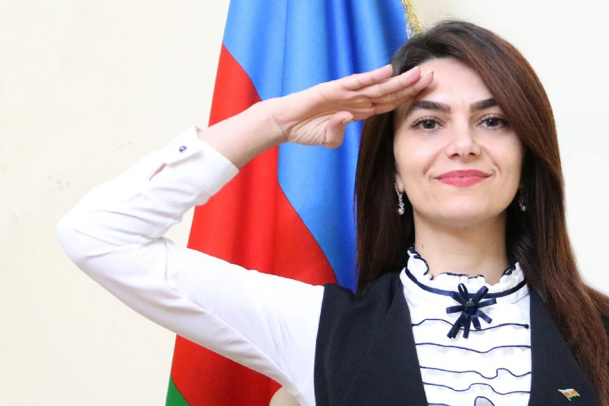 Şəhid qızı hamıya örnək oldu: Səfərbərlikdə qeydiyyatdan keçdi - FOTO