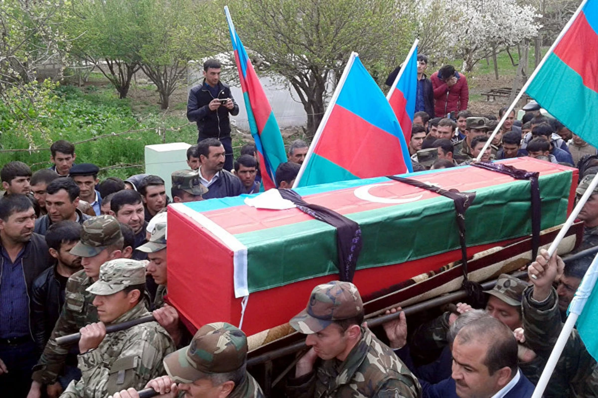 Ожесточенные бои в Товузе: погиб азербайджанский военнослужащий - ФОТО Ожесточенные бои в Товузе: погиб азербайджанский военнослужащий - ФОТО