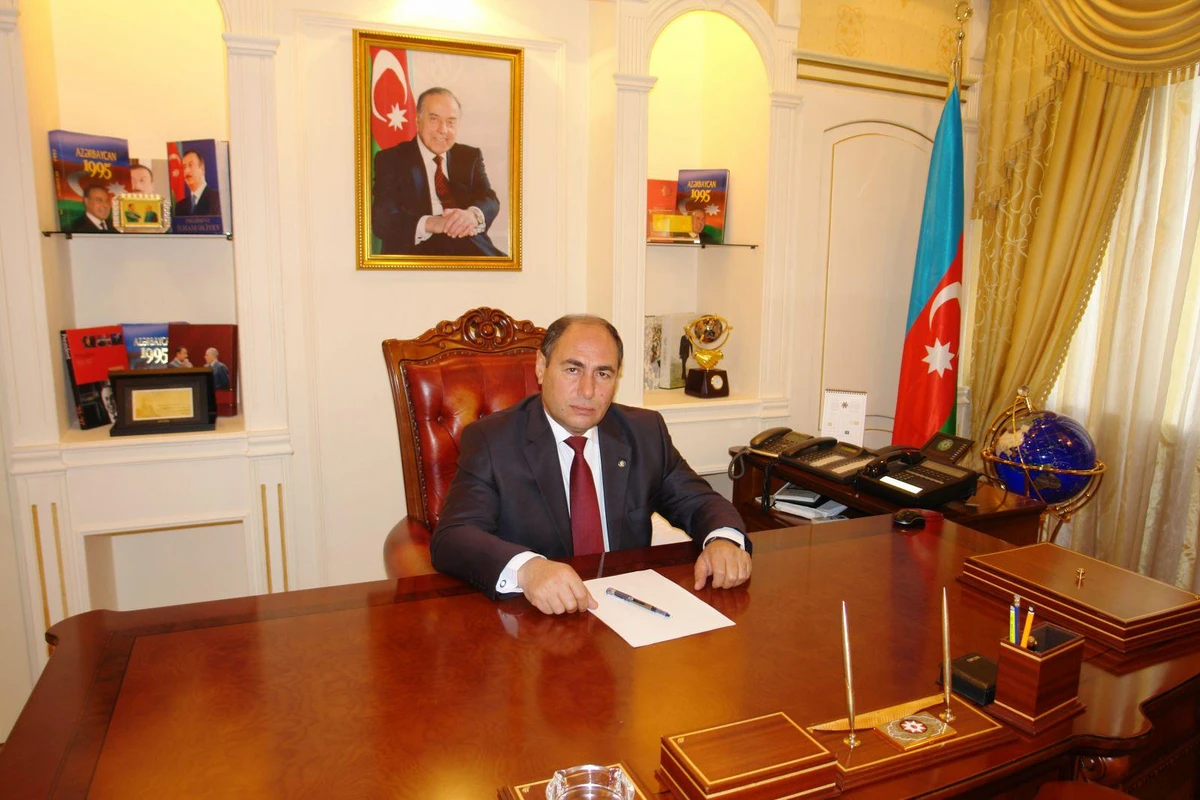 Bərdə rayon İcra Hakimiyyətinin başçısı oğluna karantində toy etməsi xəbərindən danışdı