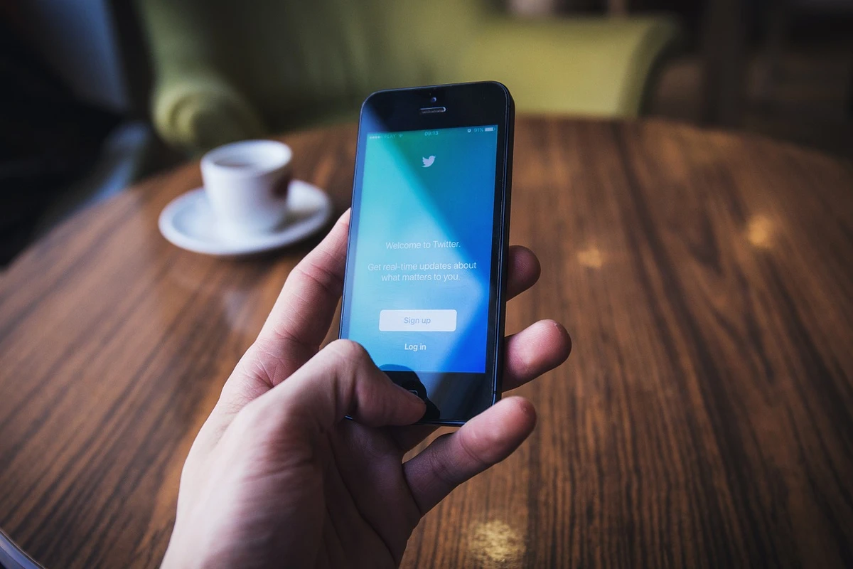 В Twitter сообщили, что хакеры взломали около 130 аккаунтов