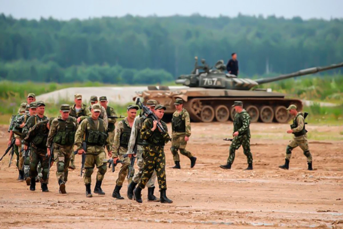 В России началась внезапная проверка войск по поручению Путина
