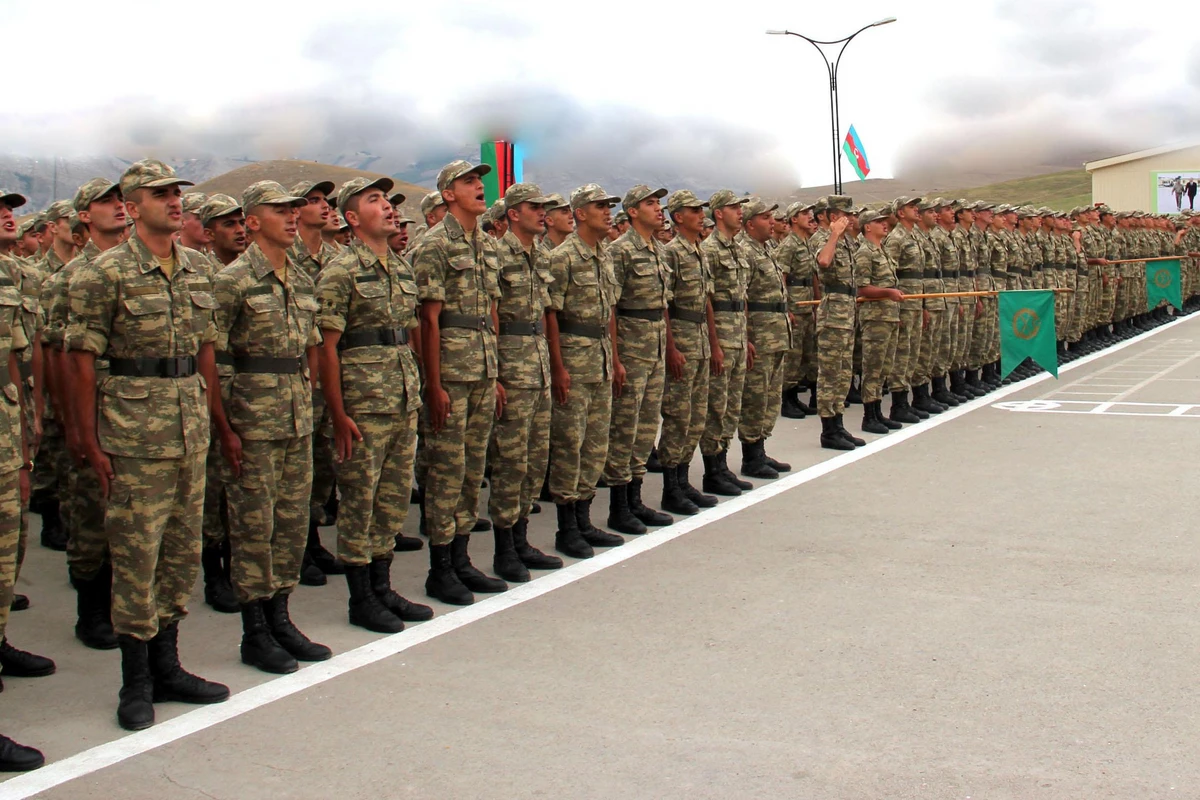 Azərbaycan ordusunda könüllü xidmət etmək istəyənlərin sayı 38 minə çatdı