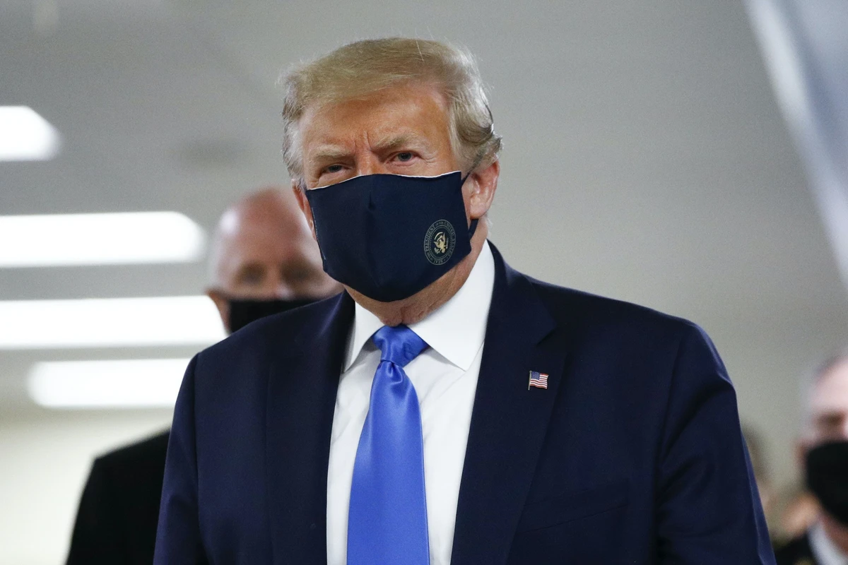 Трамп объяснил, почему в США не вводят обязательное ношение масок