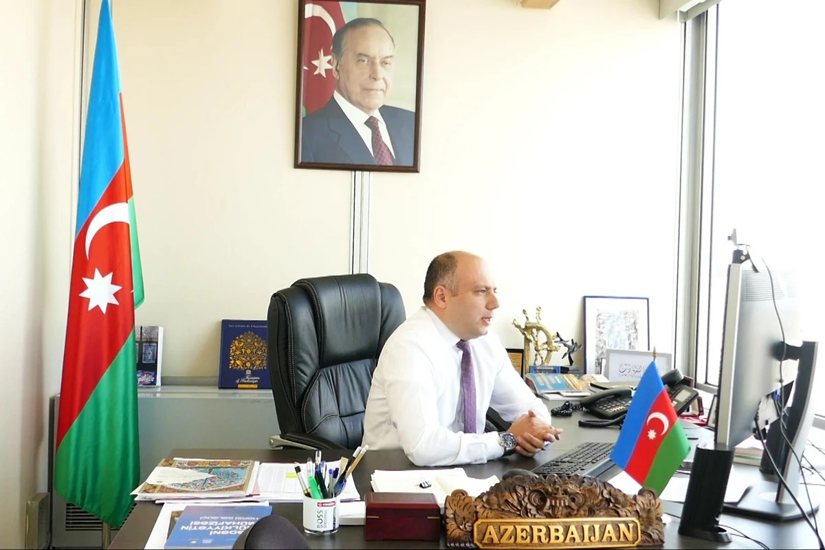 Anar Kərimov Mədəniyyət nazirinin vəzifəsinin icrasına başlayıb