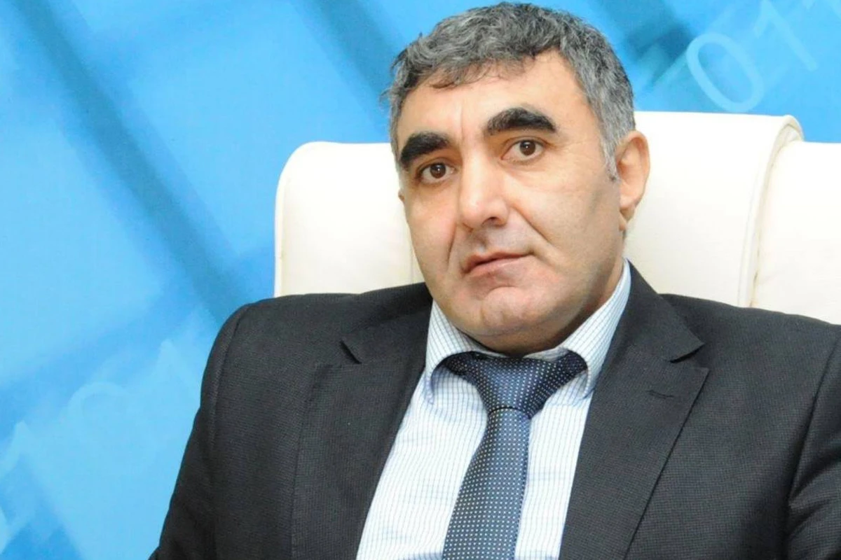 Jurnalist Əmrah Fəqanoğlu süni tənəffüs cihazına qoşulub, vəziyyəti ağırdır