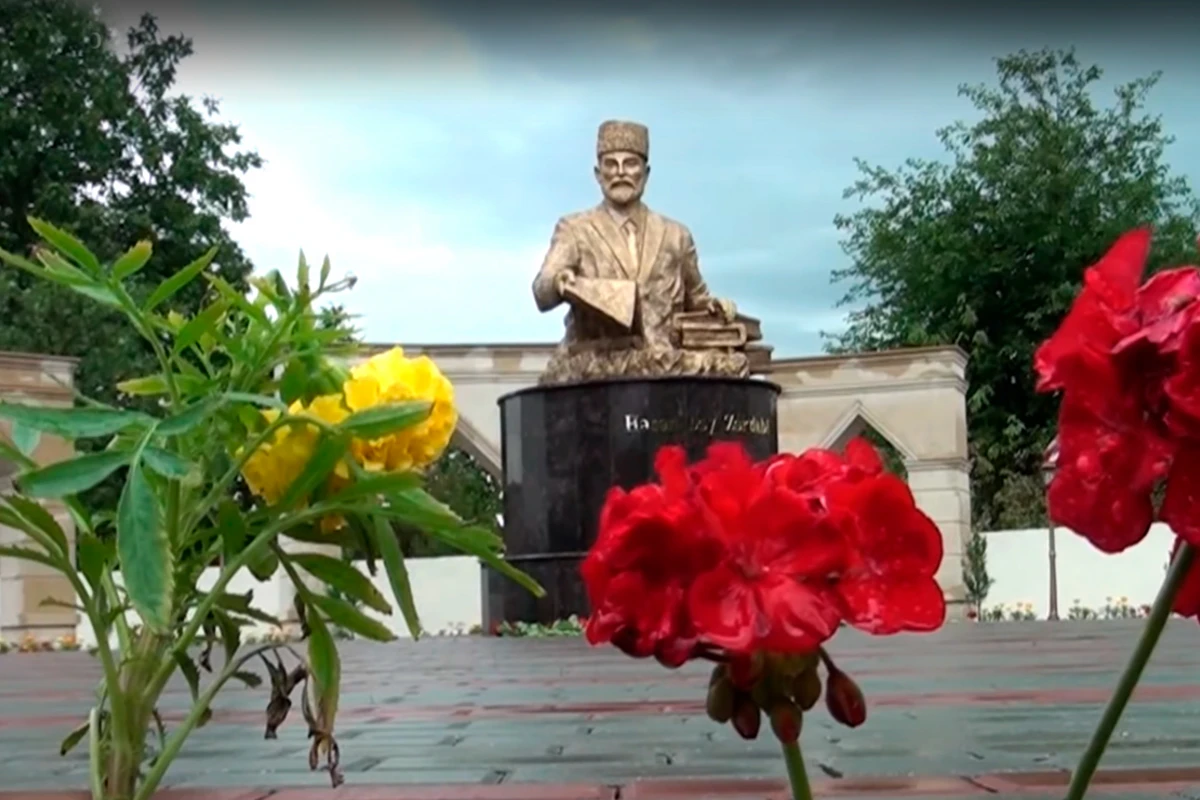 Həsən bəy Zərdabinin abidəsinin açılışı olub - VİDEO