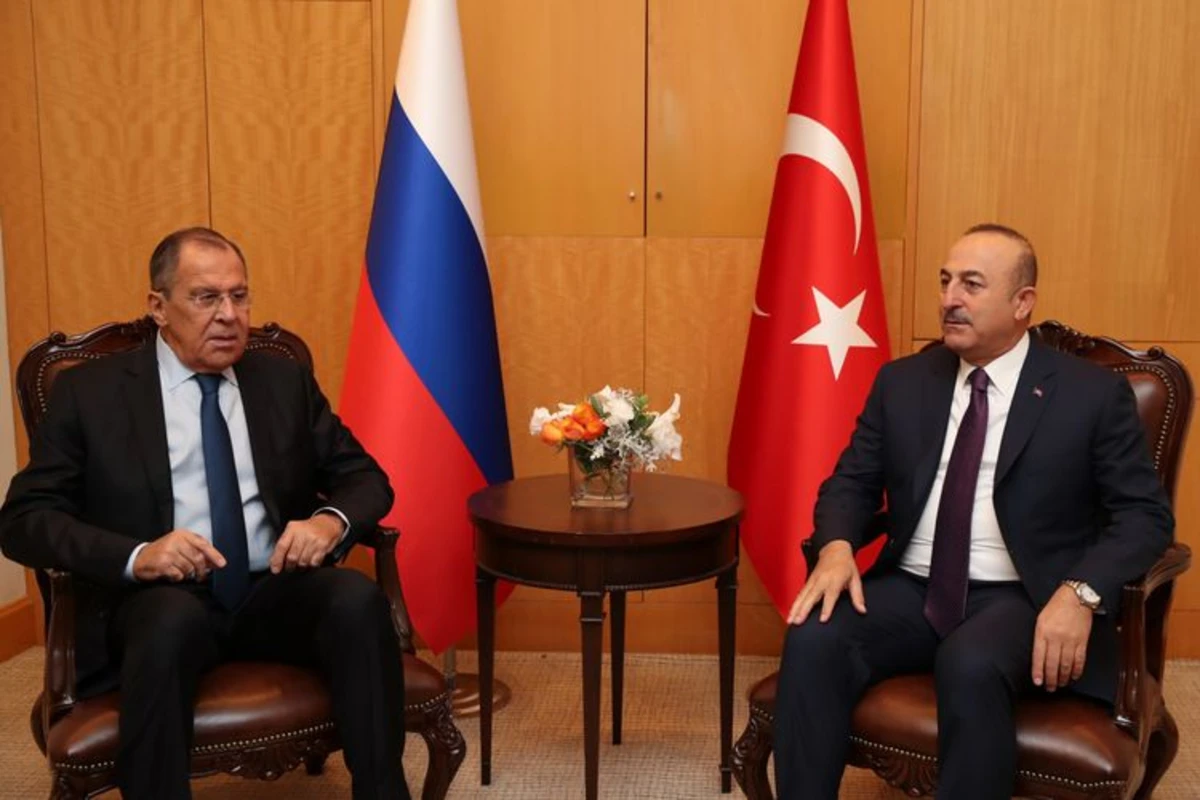 Cavuşoğlu və Lavrov Ermənistanın son təxribatlarını müzakirə ediblər