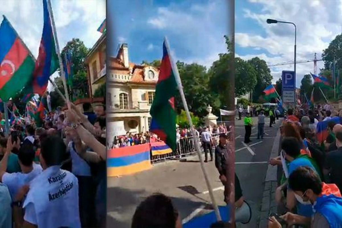 Наши соотечественники подавили голоса армян перед посольством Азербайджана в Праге - ВИДЕО