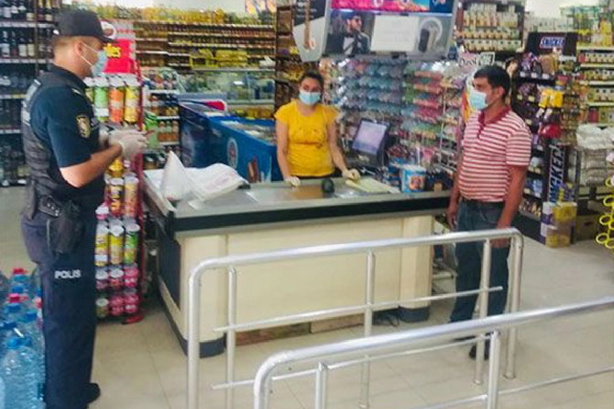 Marketdə maska taxmayanlar cərimələnib - FOTO