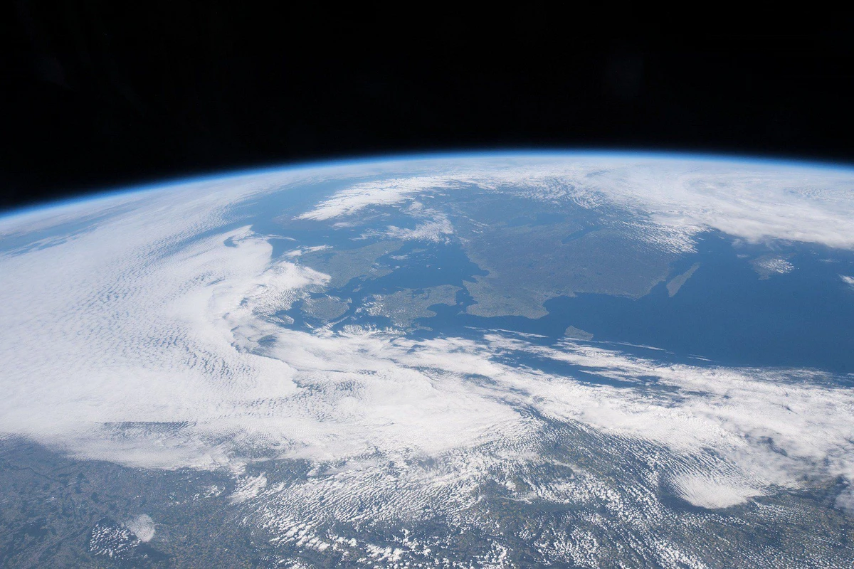 В NASA сообщили о приближении к Земле астероида диаметром до 190 м