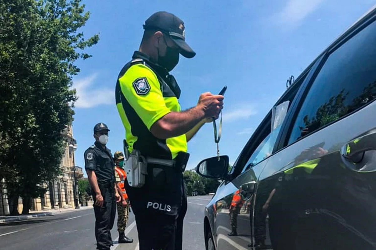 Yol polisi karantin qaydalarını pozan daha 757 nəfəri cərimələdi Yol polisi karantin qaydalarını pozan daha 757 nəfəri cərimələdi