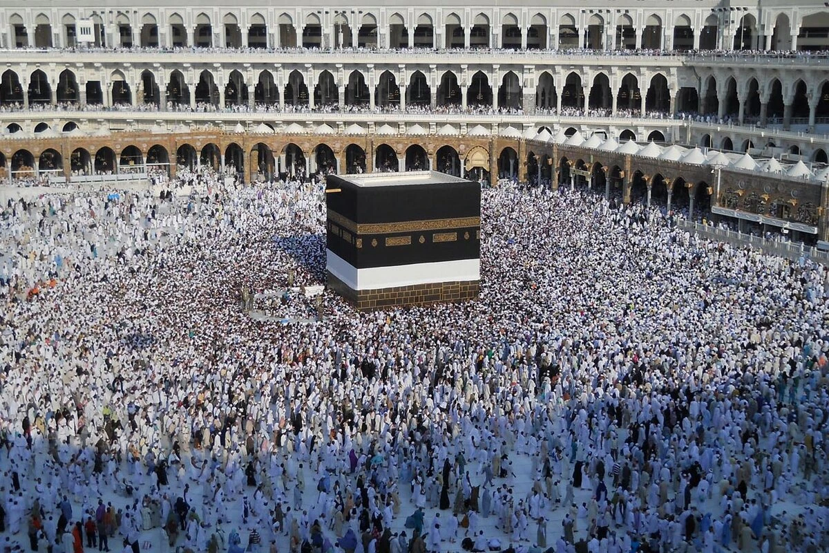Həccə gedən üçüncü zəvvar qrupunun bir hissəsi Ciddəyə çatıb