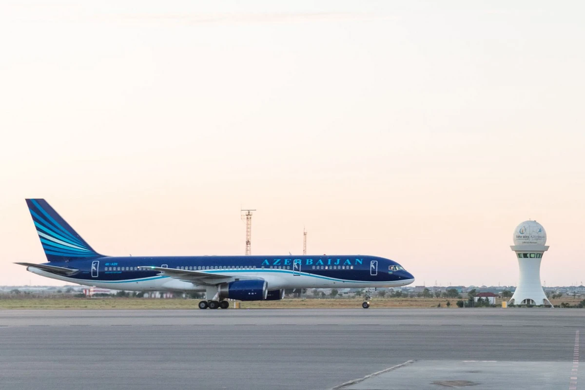 AZAL доставил из Украины 155 граждан Азербайджана - ФОТО