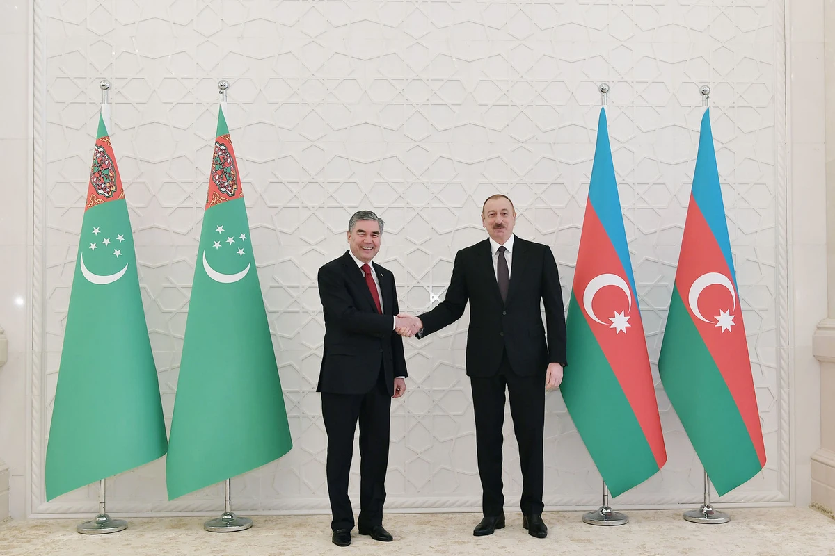 Azərbaycan və Türkmənistan prezidentləri arasında telefon danışığı olub