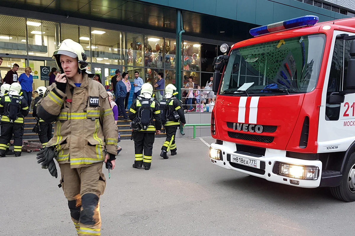 В Москве заминировали 50 торговых центров В Москве заминировали 50 торговых центров