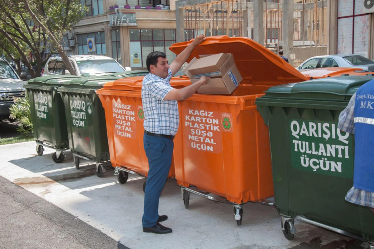 Məişət tullantılarının daşınması ilə əlaqədar Bakıda islahatlar aparılır