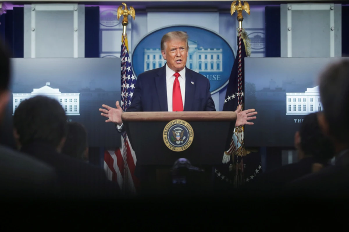 Трамп уверен в получении вакцины от COVID-19 в этом году