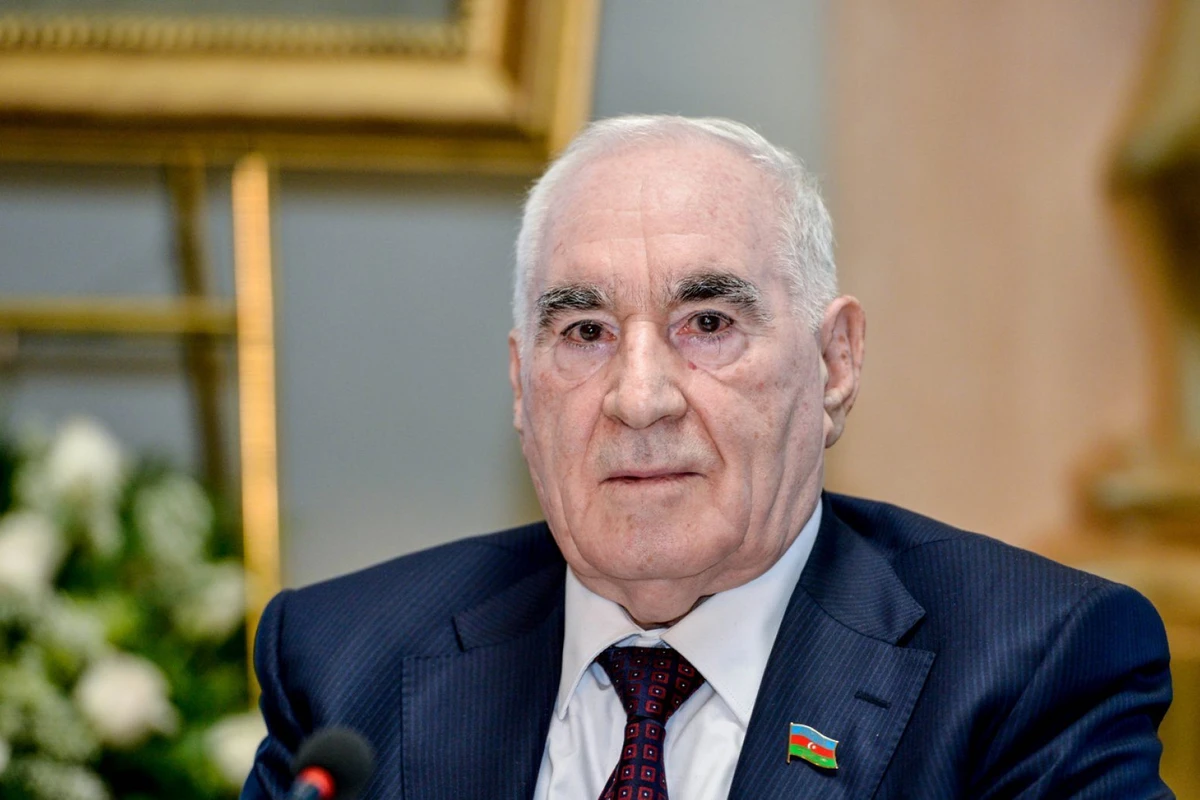 Скончался Фаттах Гейдаров