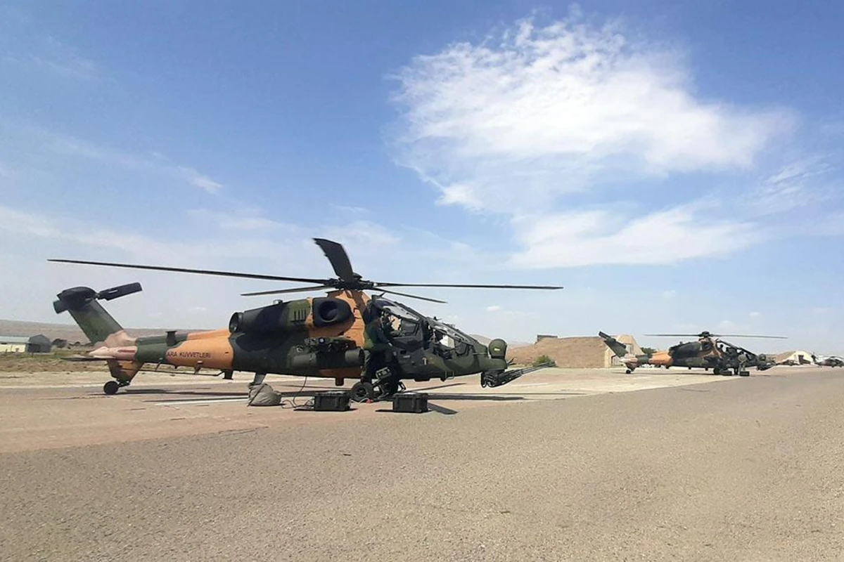“TurAz Qartalı - 2020” təlimlərinə döyüş helikopterləri cəlb edilib - VİDEO “TurAz Qartalı - 2020” təlimlərinə döyüş helikopterləri cəlb edilib - VİDEO