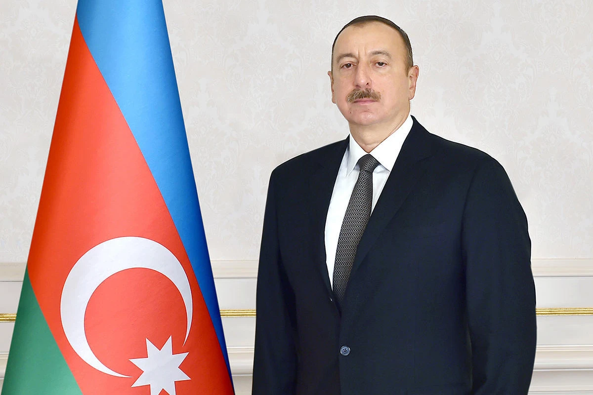 Serbiya Prezidenti Azərbaycan Prezidentinə zəng edib Serbiya Prezidenti Azərbaycan Prezidentinə zəng edib