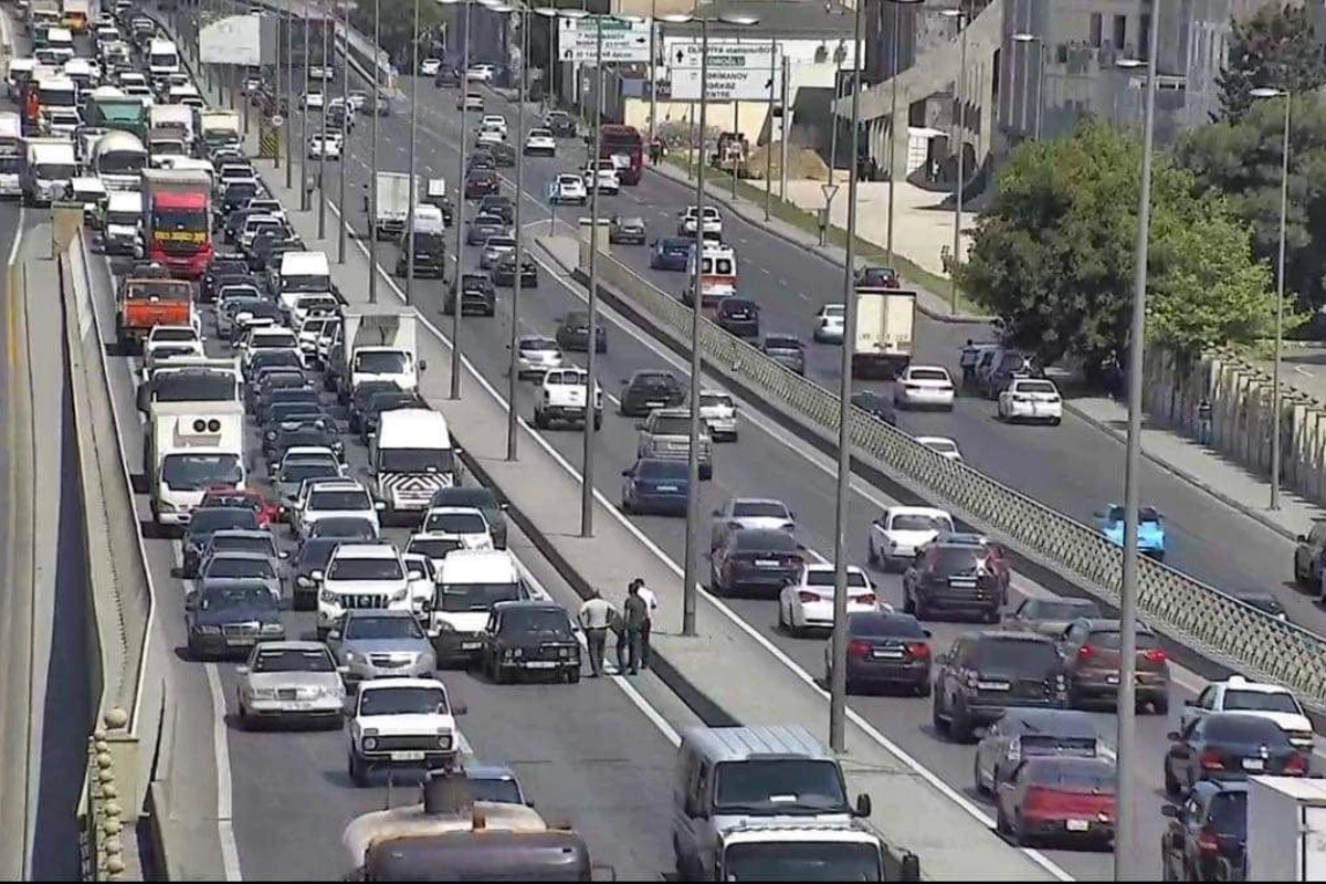 Bakı sakinlərinə XƏBƏRDARLIQ: Sabah bu yollardan istifadə etməyin