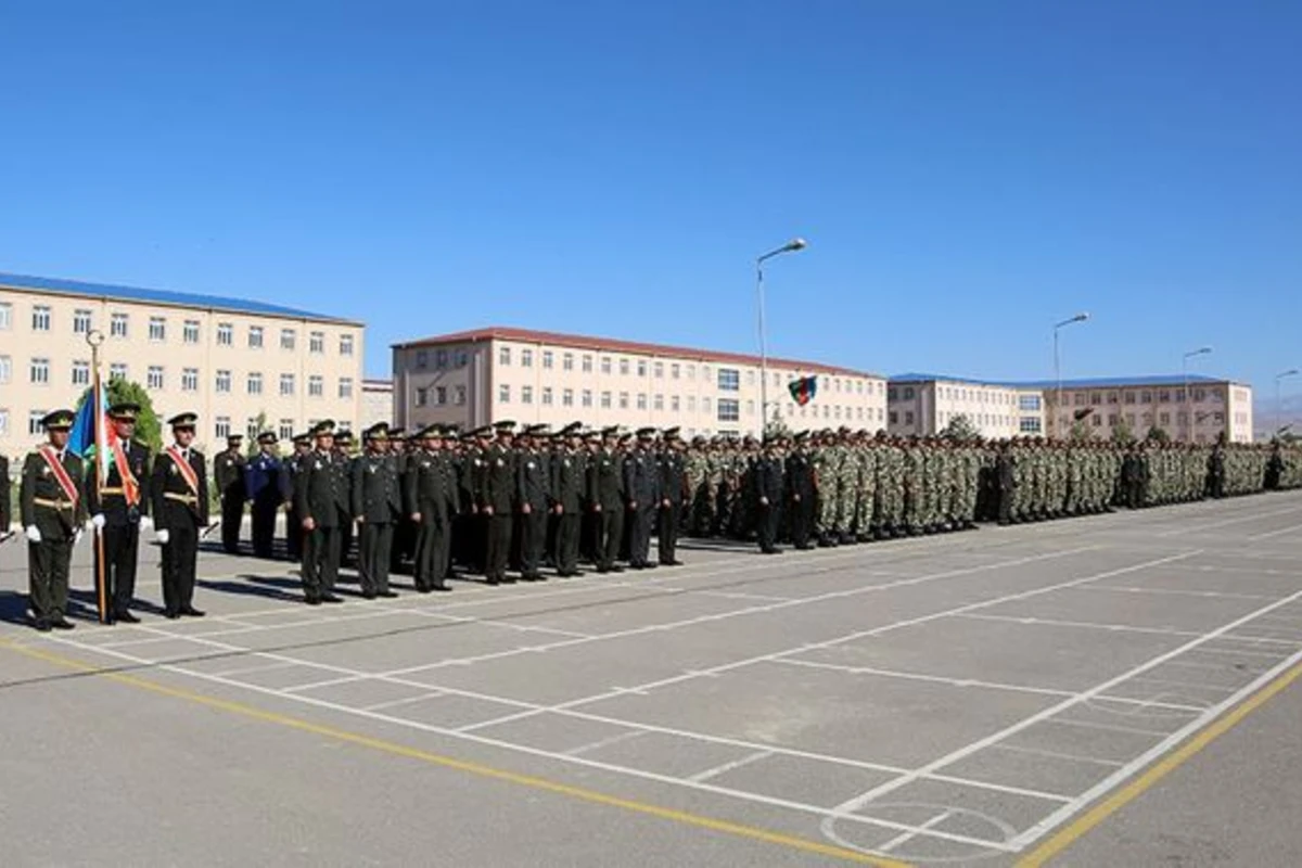 Naxçıvan Qarnizonu Qoşunlarında hərbi andiçmə mərasimləri keçirilib - FOTO Naxçıvan Qarnizonu Qoşunlarında hərbi andiçmə mərasimləri keçirilib - FOTO