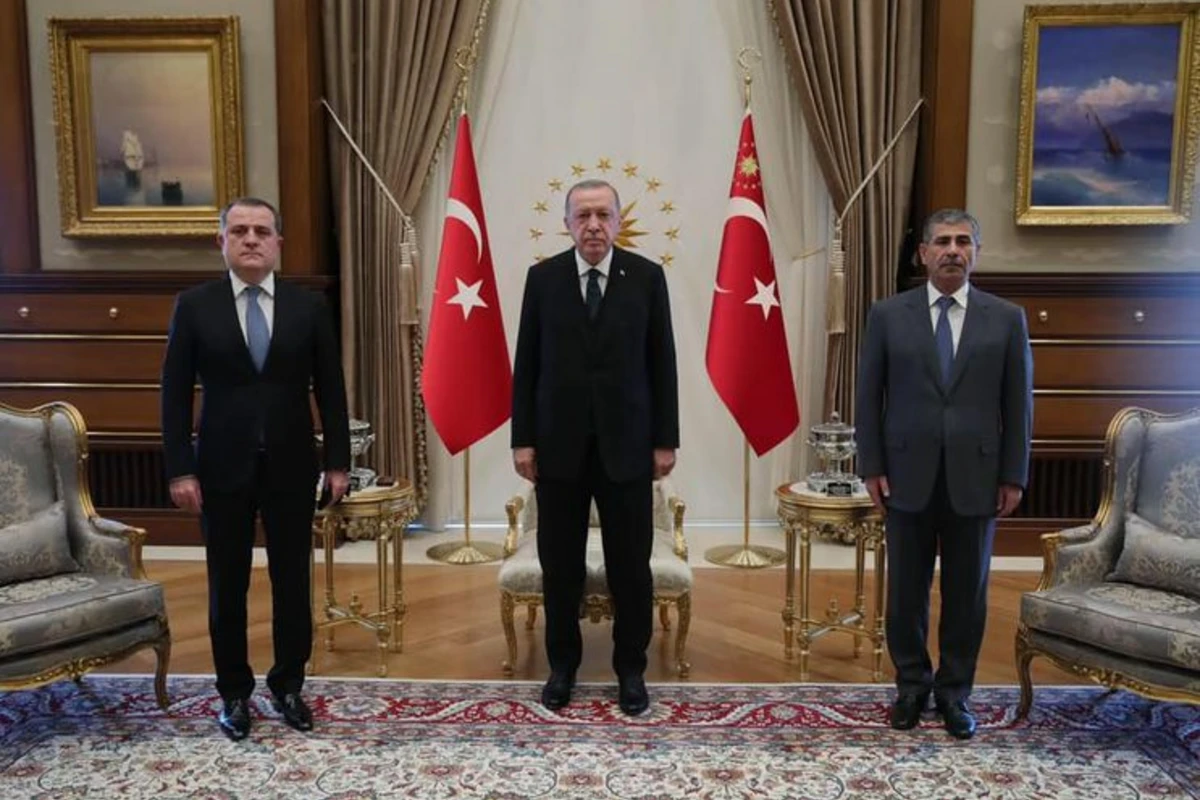 Ərdoğan Ceyhun Bayramov və Zakir Həsənovu qəbul etdi Ərdoğan Ceyhun Bayramov və Zakir Həsənovu qəbul etdi
