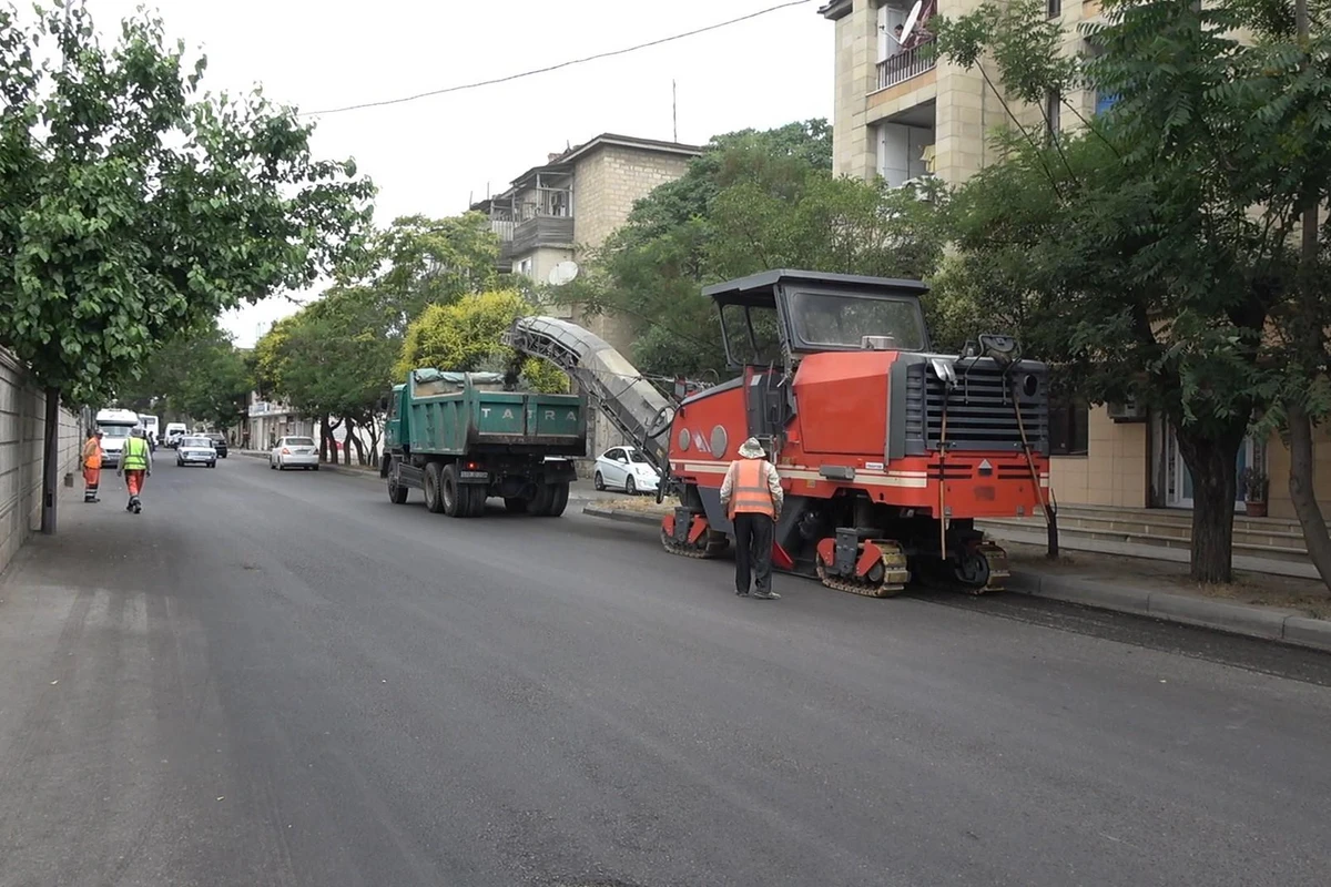Bakının mərkəzi küçələrindən daha biri əsaslı təmir edilib - FOTO Bakının mərkəzi küçələrindən daha biri əsaslı təmir edilib - FOTO