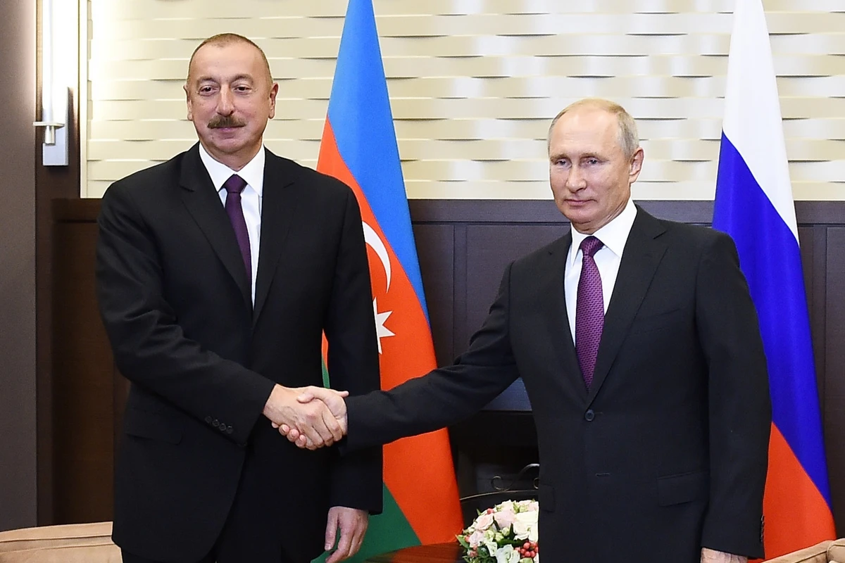 İlham Əliyevlə Vladimir Putin arasında telefon danışığı olub - VİDEO