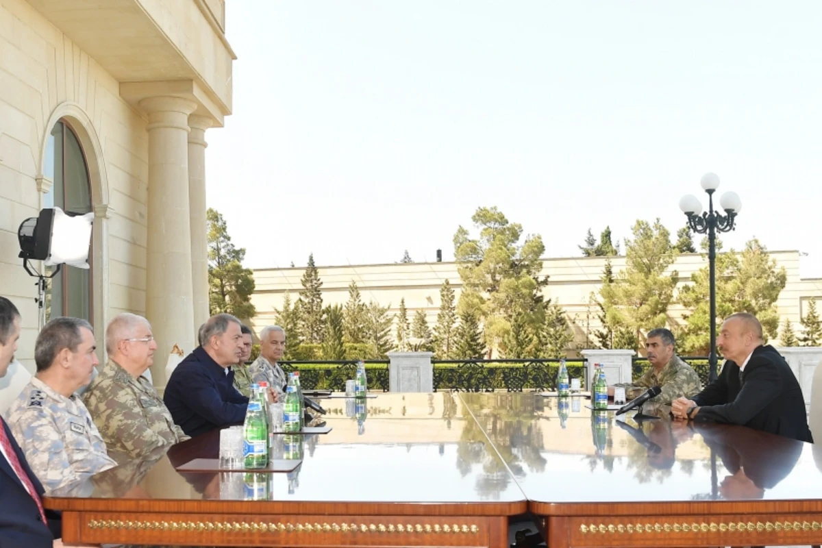 Hulusi Akar: Türkiyə xalqının nəbzi Azərbaycanla döyünür Hulusi Akar: Türkiyə xalqının nəbzi Azərbaycanla döyünür