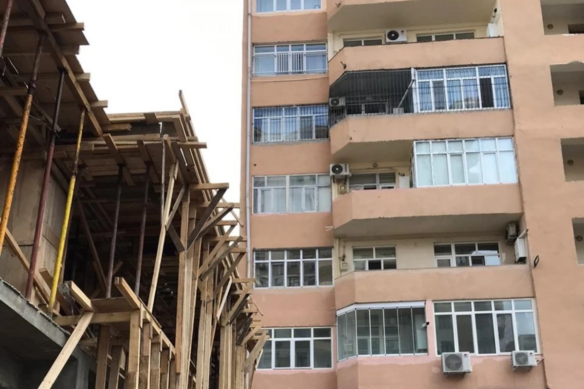 ATV-nin keçmiş prezidenti qadağalara əməl etmir