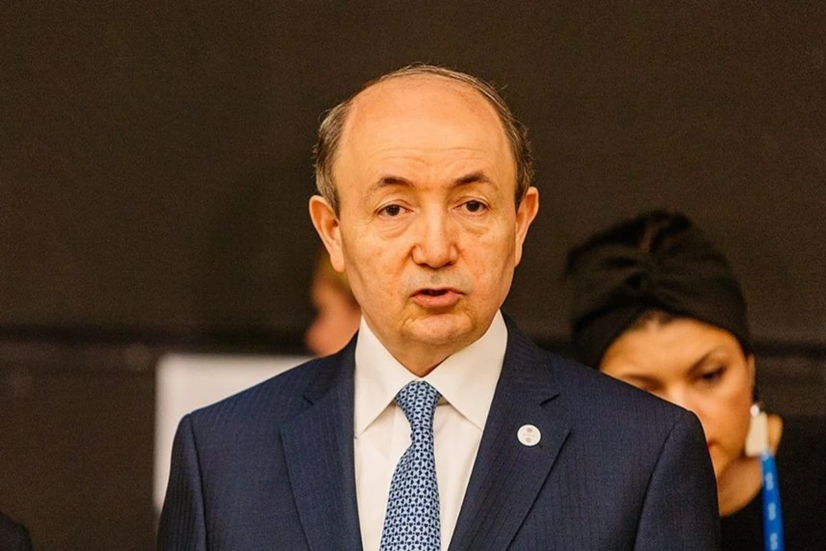 Fikrət Məmmədov deputatın qardaşına yüksək vəzifə verdi