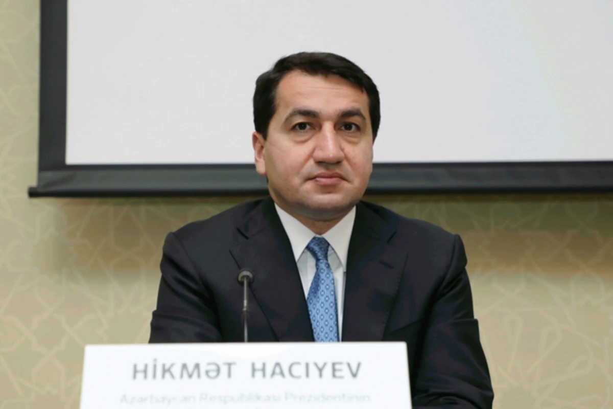 Hikmət Hacıyevdən səmimi etiraf: “Atamı axırıncı dəfə mart ayının 13-də görmüşəm” Hikmət Hacıyevdən səmimi etiraf: “Atamı axırıncı dəfə mart ayının 13-də görmüşəm”