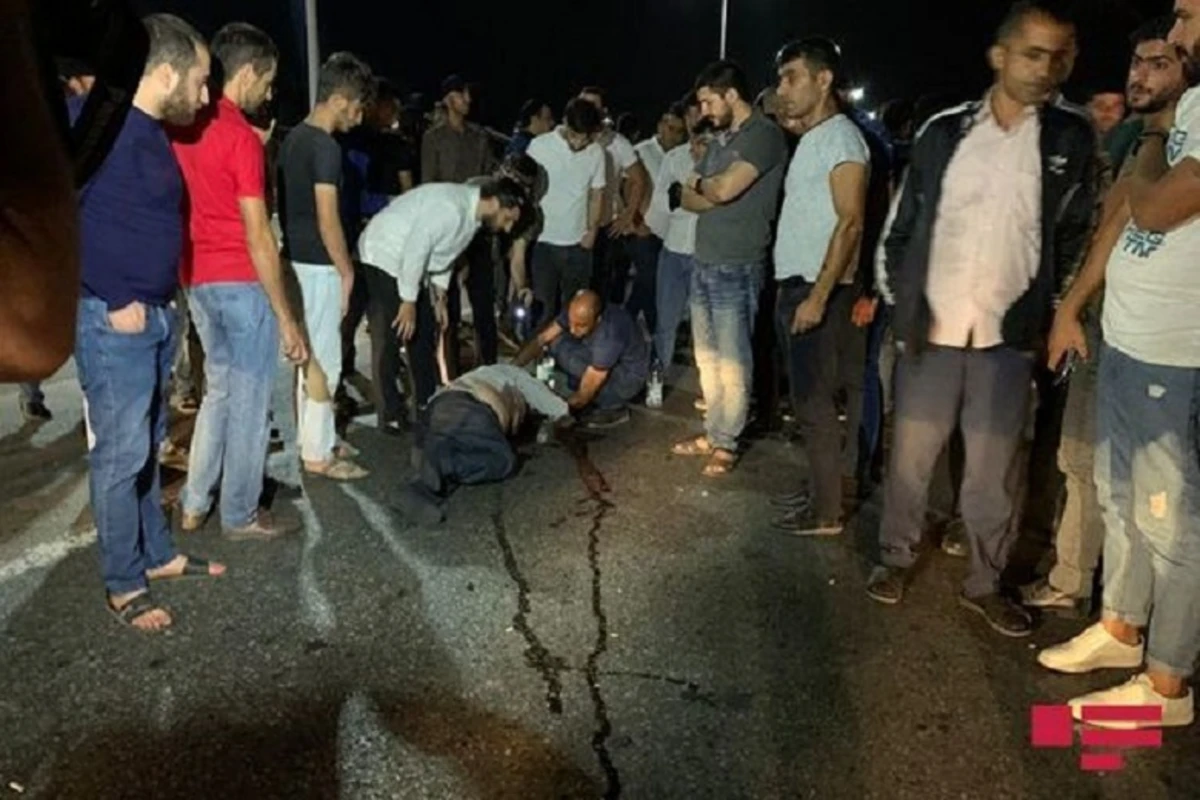 Bakı-Sumqayıt şossesində ağır qəza - sürücü hadisə yerindən qaçdı - FOTO