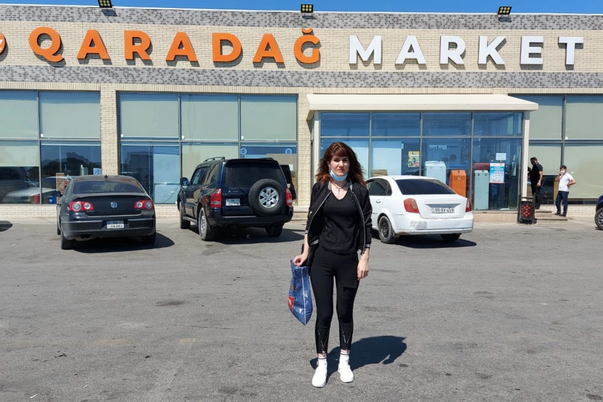 Bakıda koronavirus testi pozitiv çıxan xanım marketdə satıcı işləyib - FOTO