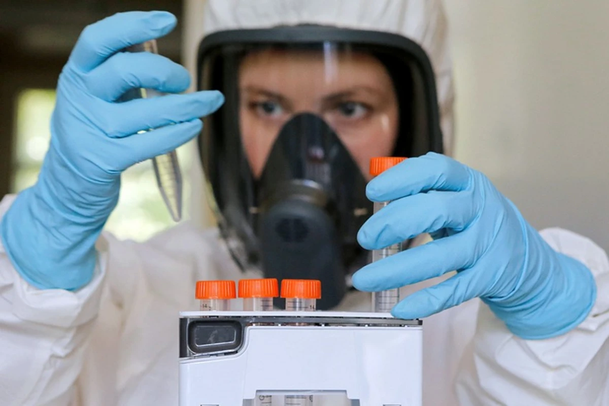 Türkiyə iki koronavirus vaksinini sınaqdan keçirir