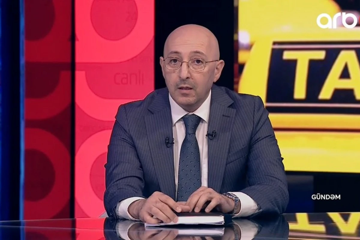 Taksi açıqlaması ilə xalqı təhqir edən məmur işdən qovuldu Taksi açıqlaması ilə xalqı təhqir edən məmur işdən qovuldu