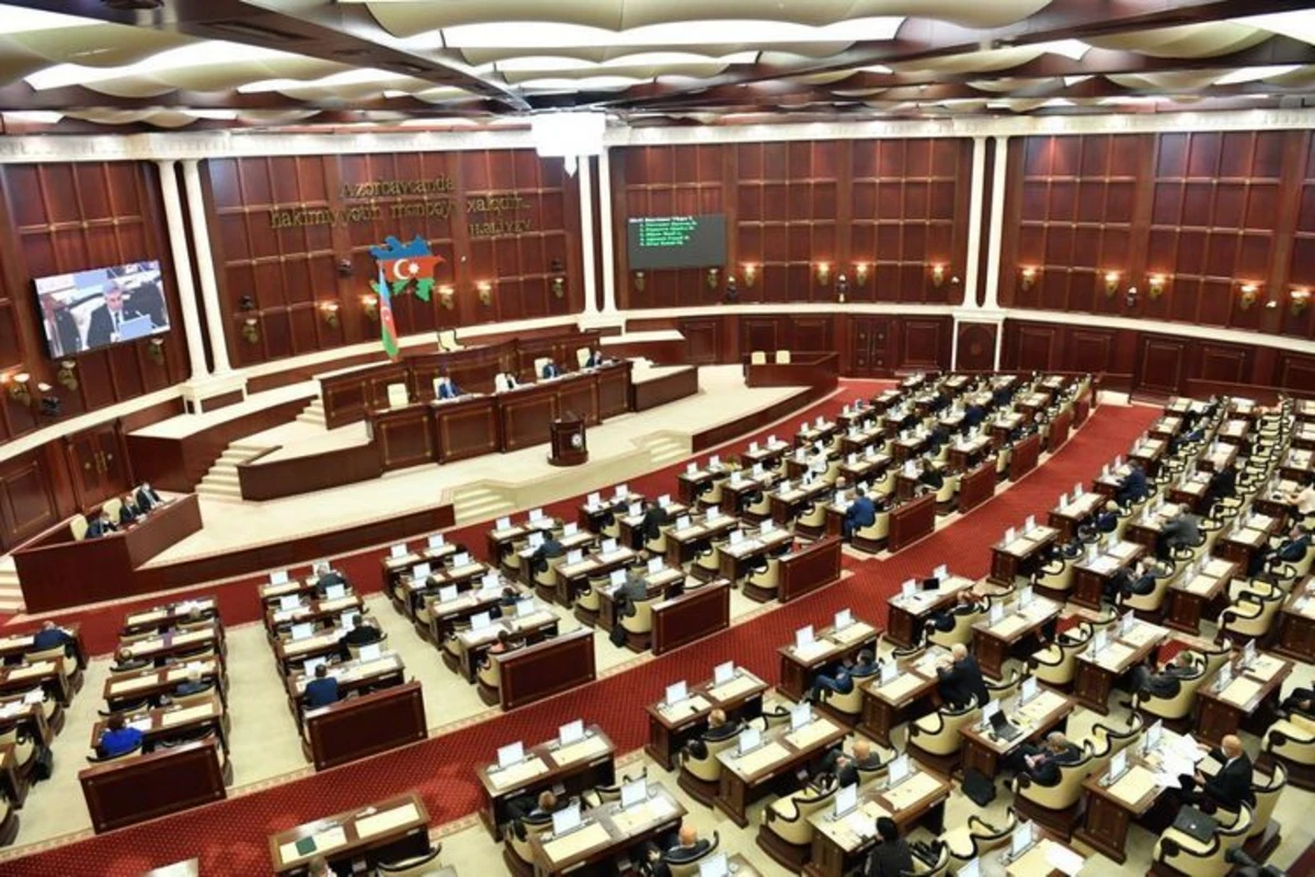 Bu gün Milli Məclisdə payız sessiyasının ilk iclasıdır